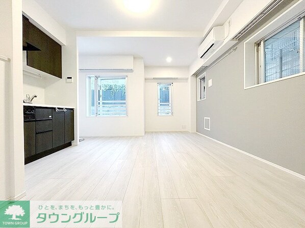 アジールコート三宿テラスの物件内観写真